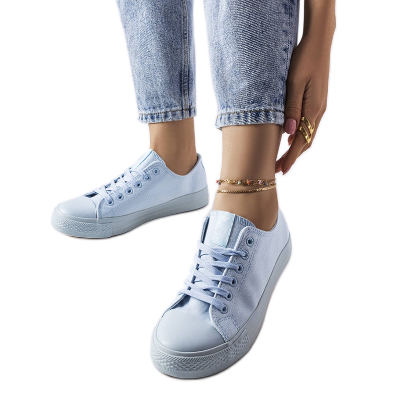 Zapatillas azules de Esmeraude Zapatillas azules de Esmeraude