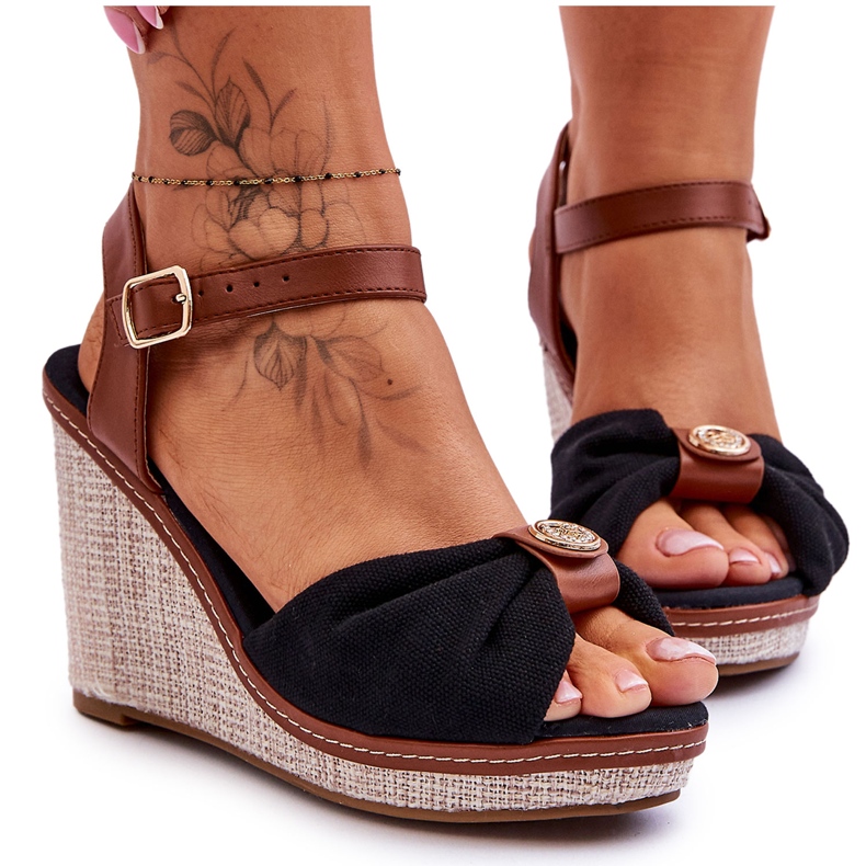Sandalias Mujer Cuña Con Adorno Negro Candice