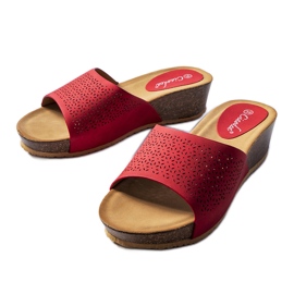 Chanclas con cuña caladas rojas de Bourque rojo