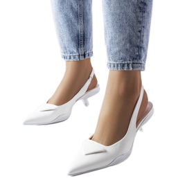 Sandalias blancas tacón bajo Labonté blanco