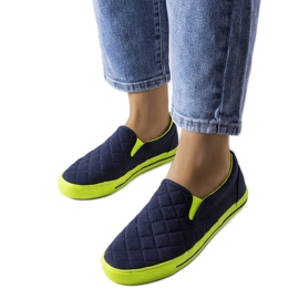 Zapatillas slip-on acolchadas azul marino de Balsamo Zapatillas slip-on acolchadas azul marino de Balsamo