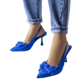 Alfileres azules con lazo de Olengo