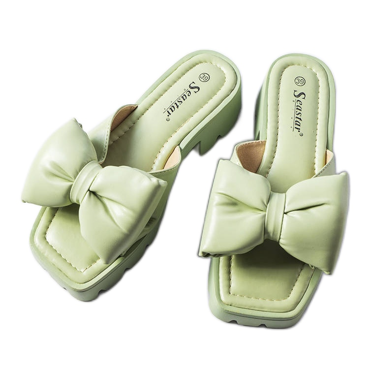 Seastar Babuchas verdes con suela de tractor de Bossé