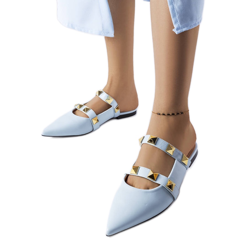 Sandalias con tachuelas azules de Ruckman