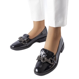 Zapatos lacados en negro butternut