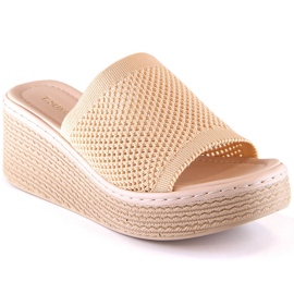 Babuchas mujer cuña beige T.Sokolski MU100