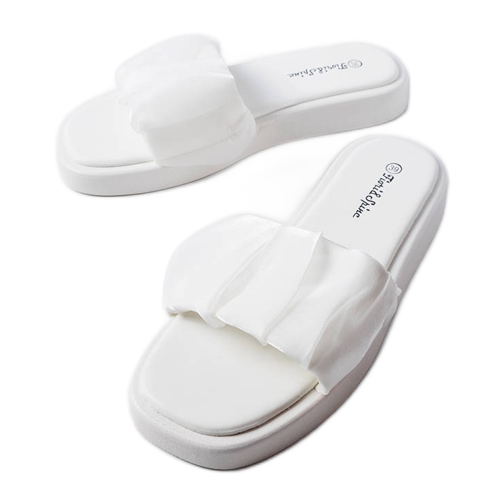 Chanclas blancas decoradas con volantes Boulevard blanco
