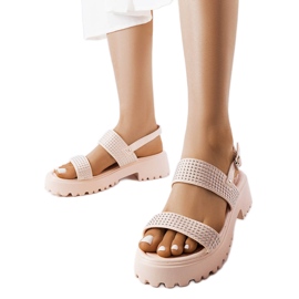 Sandalias beige decoradas con chorros Biloxi