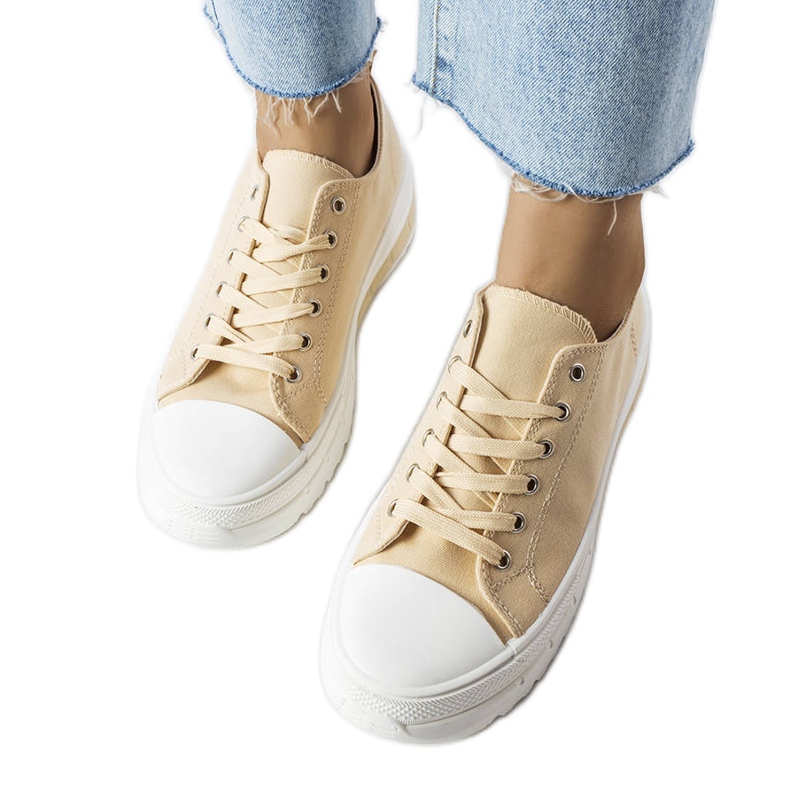 Zapatillas beige con plataforma de Hawthorne