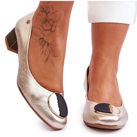 Zapatos De Tacón Bajo De Piel Maciejka 05960-25 Oro dorado
