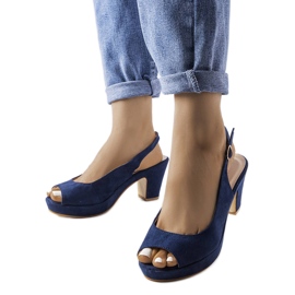 Sandalias de bloque azul marino de Dionne