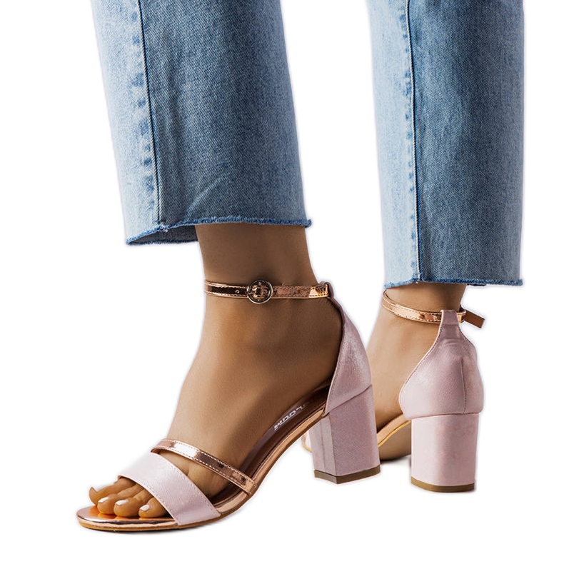 Sandalia bloque Tetradi rosa y dorado rosado Sandalia bloque Tetradi rosa y dorado rosado