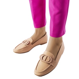 Mocasines beige oscuro con hebilla de Poissonnier