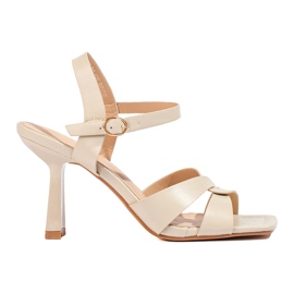 Sandalias de bloque beige de Shelovet