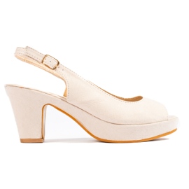 Sandalias de ante con tacón cómodo Shelovet beige