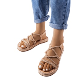 Sandalias trenzadas beige de Burwell Sandalias trenzadas beige de Burwell