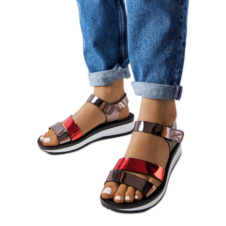 Inna Sandalias de mujer Mila de charol gris