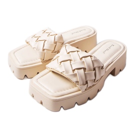 Babuchas beige con suela de tractor de Lora