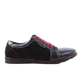 Zapatos negros elegantes para hombre de Brisebois. Zapatos negros elegantes para hombre de Brisebois.