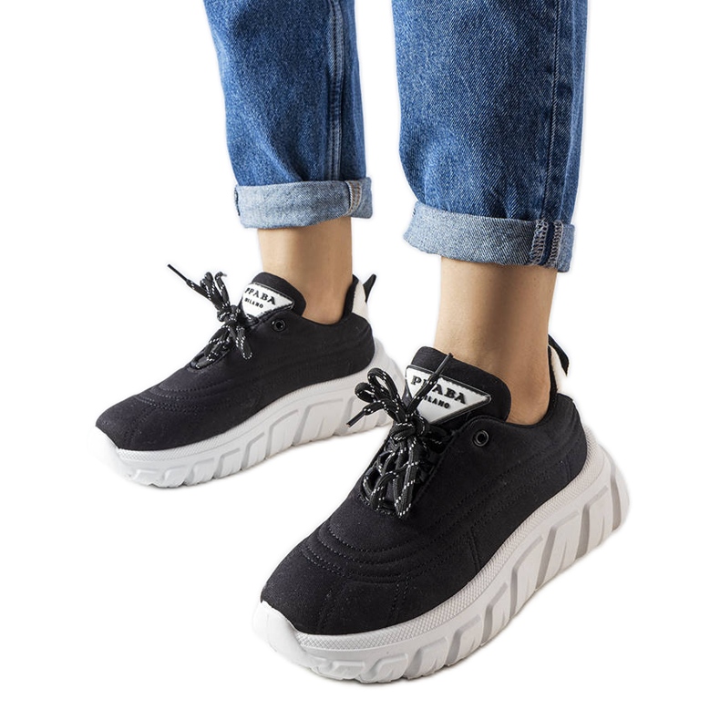 Zapatillas Aisys negras negro