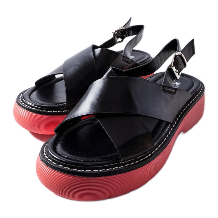 Sandalias negras sobre plataforma rosa de Rozana negro