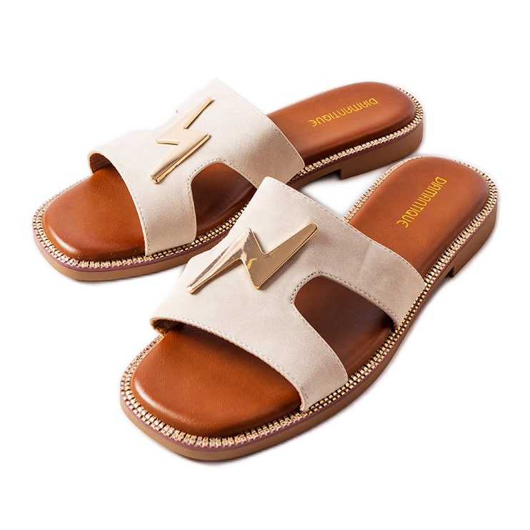 Chanclas planas beige de Leyra