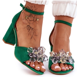 Elegantes Sandalias Con Cristales En Los Tacones Cameron Green verde