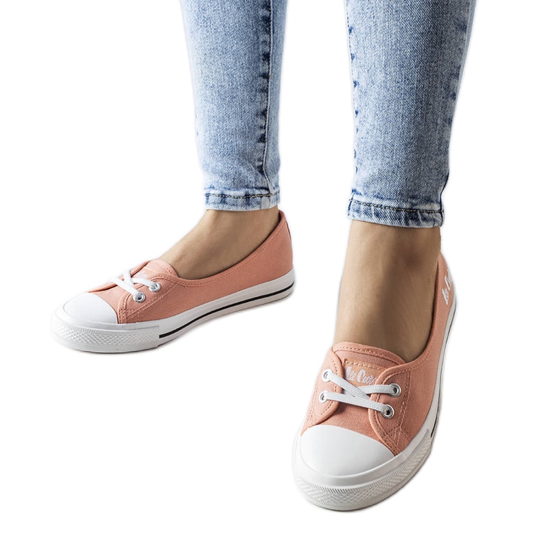 Rosa zapatillas Lee Cooper LCW-23-31-1792L rosado