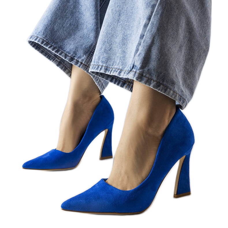 Zapatos de tacón azul de Linda