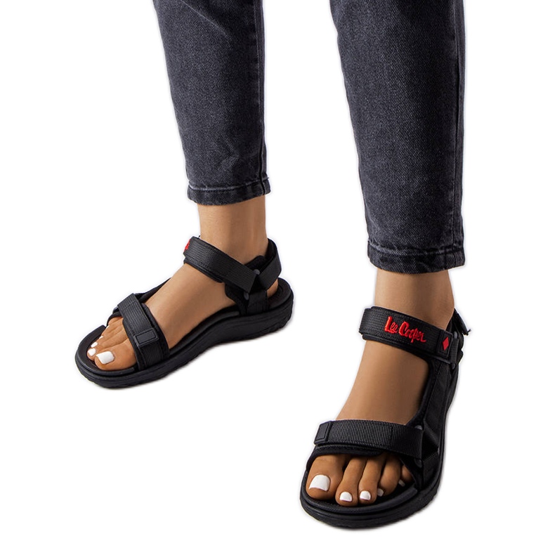 Sandalias negras con velcro de Lee Cooper LCW-23-34-0961L negro
