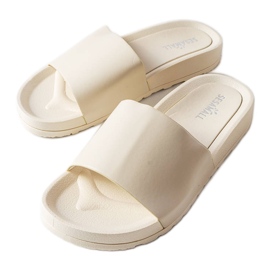 Chanclas de goma beige de Sabourin Chanclas de goma beige de Sabourin