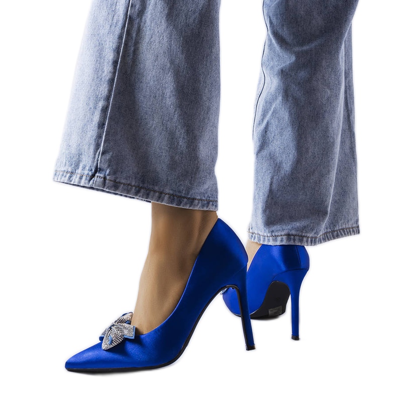 Alfileres azules con acabado satinado y lazo Mia Alfileres azules con acabado satinado y lazo Mia