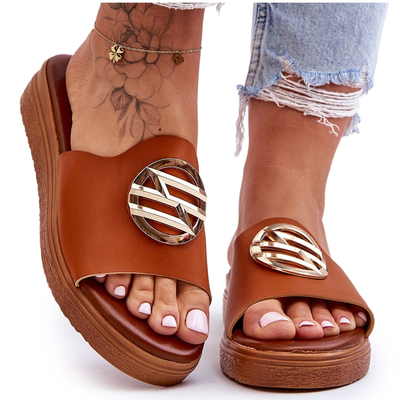 Pantuflas con adornos Camel Secrets para mujer marrón