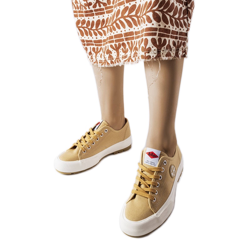 Lee Cooper LCW-23-44-1655L zapatillas beige