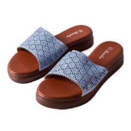 Chanclas azules caladas con circonitas de Irvine