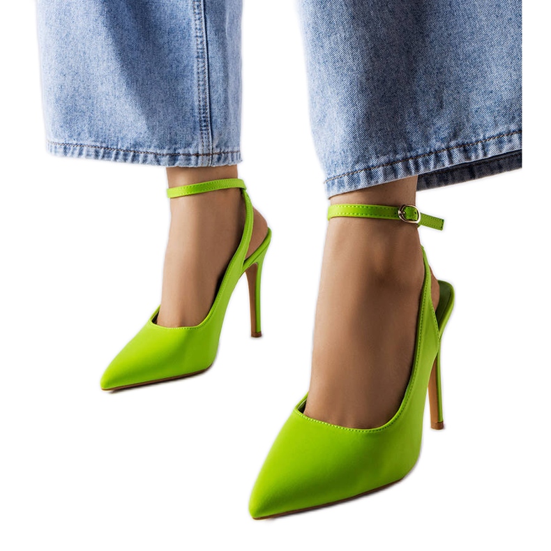 Zapatos de tacón verdes de Luce