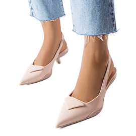 Sandalias beige de tacón bajo de Gougeon