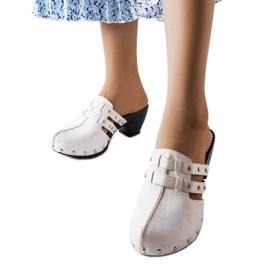 Zuecos blancos Custer