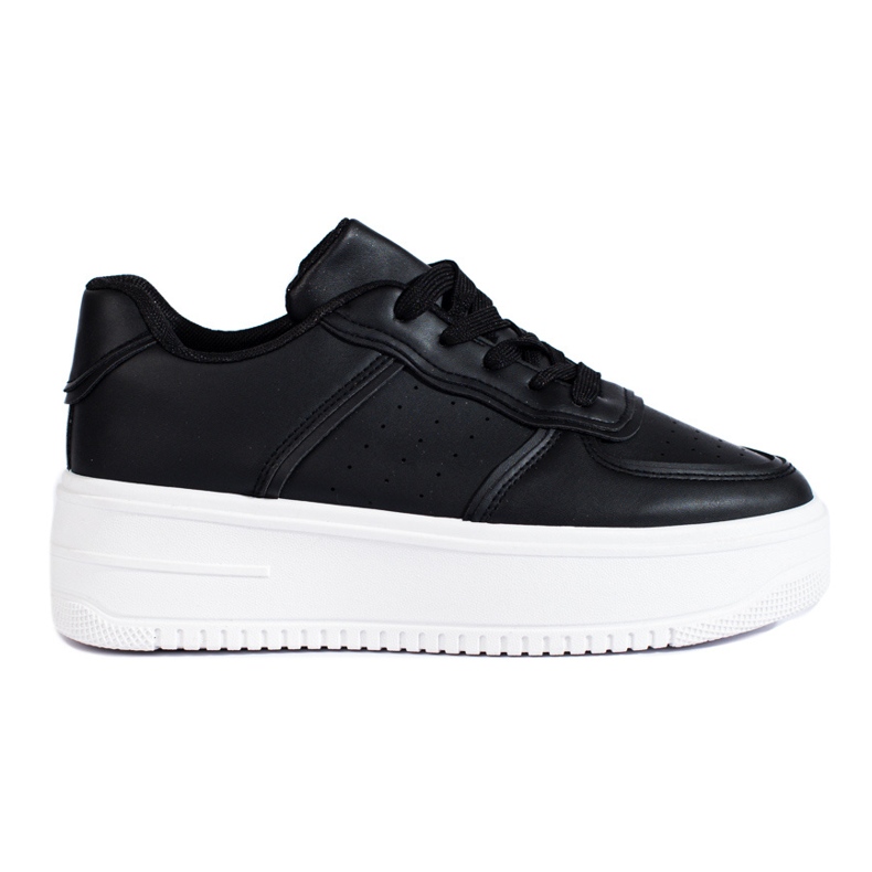 Zapatillas negras en una plataforma alta de Shelovet negro
