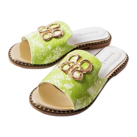 Chanclas verde lea con hebilla