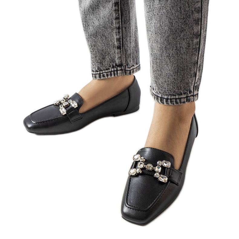 Mocasines negros con pedrería de Marechal