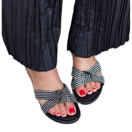 Chanclas negras decoradas con circonitas Loreto negro