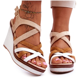 Sandalias Cuña Rayas Beige