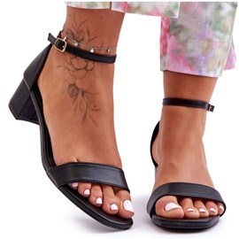 Sandalias Tacón Piel Liso Negro ¡Inspírame!