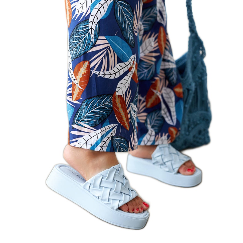 Sandalias azules con plataforma de Esposito Sandalias azules con plataforma de Esposito