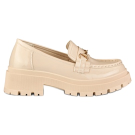 Zapatos plataforma beige lacados