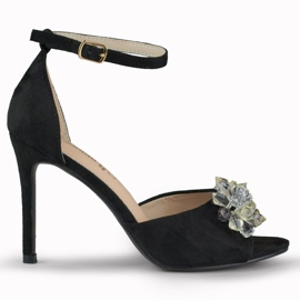 Sandalias de tacón con abalorios decorativos negro