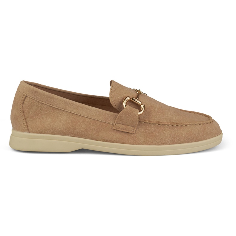 Cómodos mocasines mujer beige suave