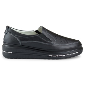 Zapatos calados de mujer fabricados en piel natural negro