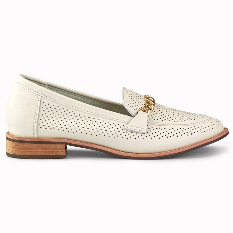 Zapatos calados de mujer fabricados en piel natural beige